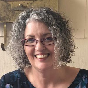 Meet your Posher, Linda grace